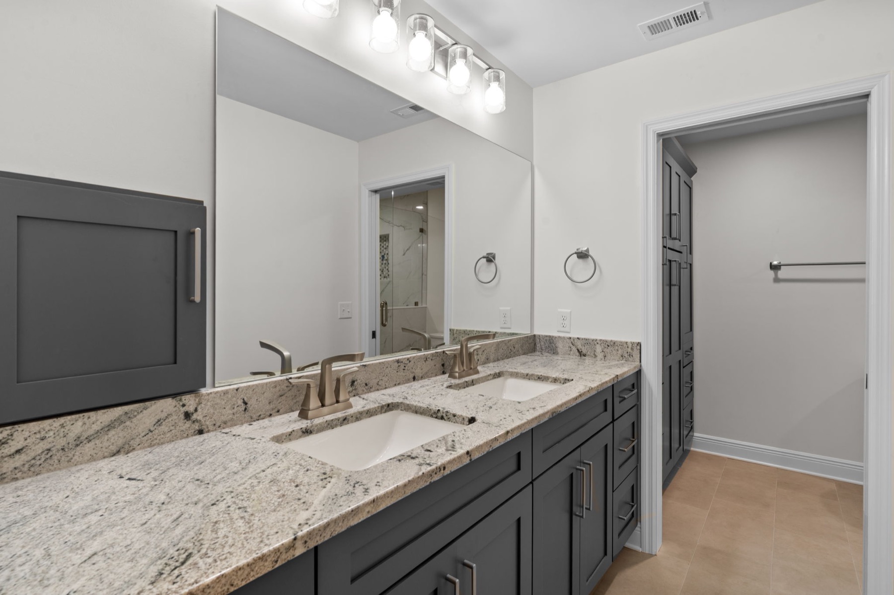 Guest Bath Vanity